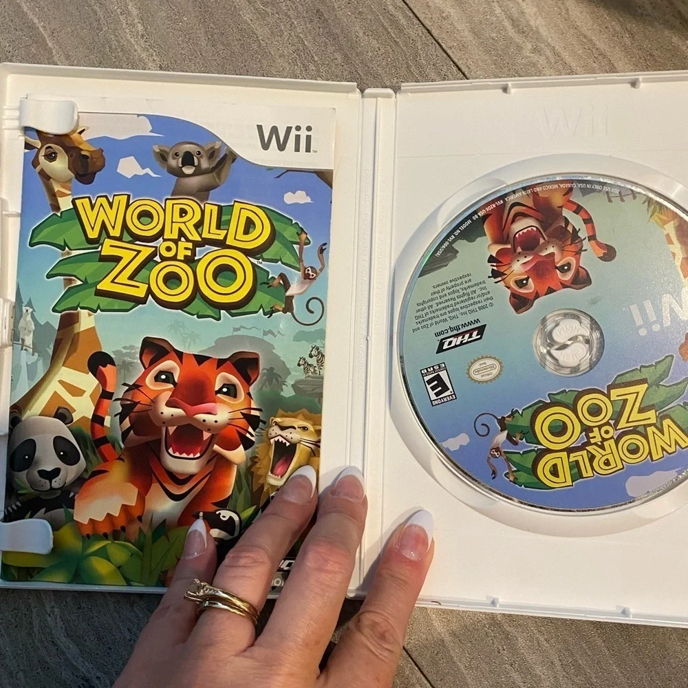 World of Zoo Wii (2009) Game Animals Case & Instruction Manual